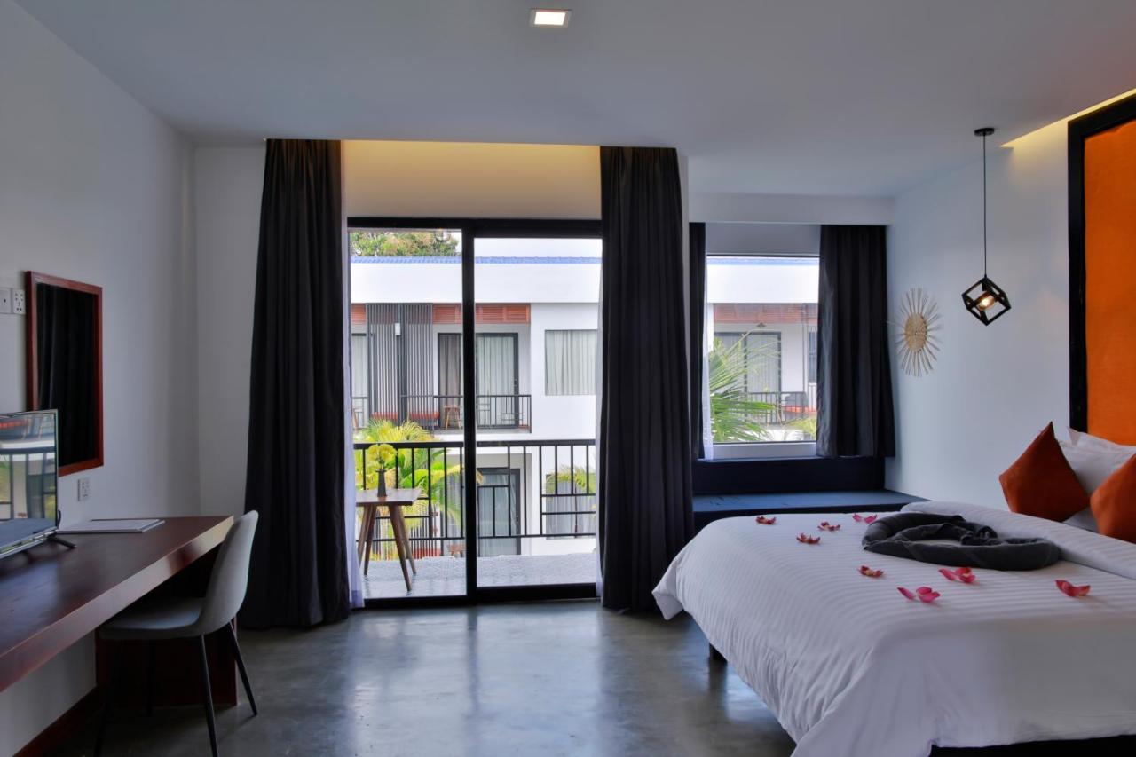 Central Corner Suite Ciudad de Siem Riep Exterior foto