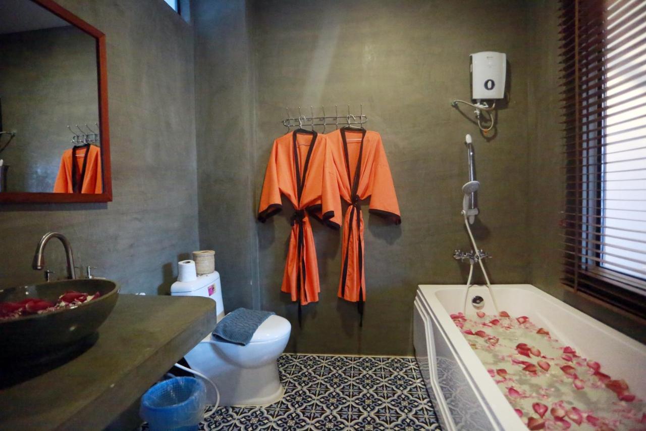 Central Corner Suite Ciudad de Siem Riep Exterior foto